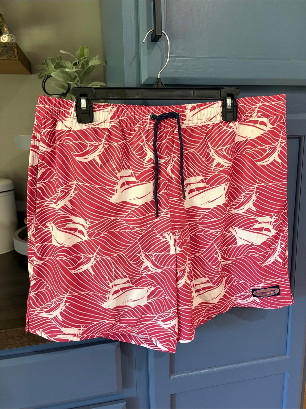 Vineyard Vines Red & White Boat-Print Swim Shorts